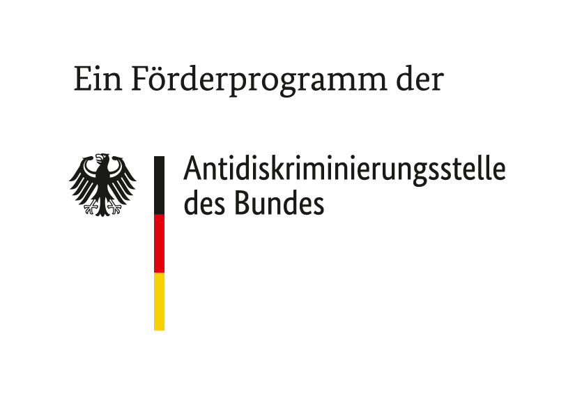 Förderlogo: Förderprogramm der Antidiskriminierungsstelle des Bundes.